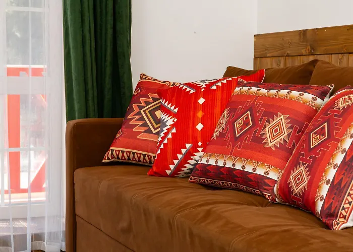 Freeman-4a 4місний з кухнею, терасою, грилем - на увесь перший поверх котеджу Nyaraló Bukovel