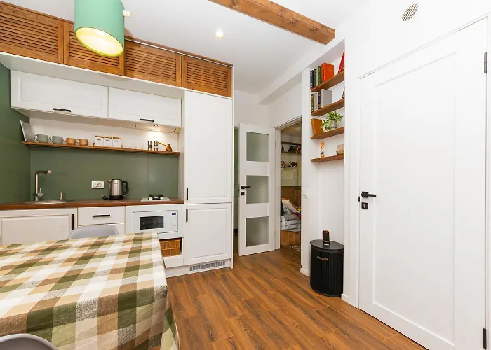 Freeman-4a 4місний з кухнею, терасою, грилем - на увесь перший поверх котеджу Nyaraló Bukovel